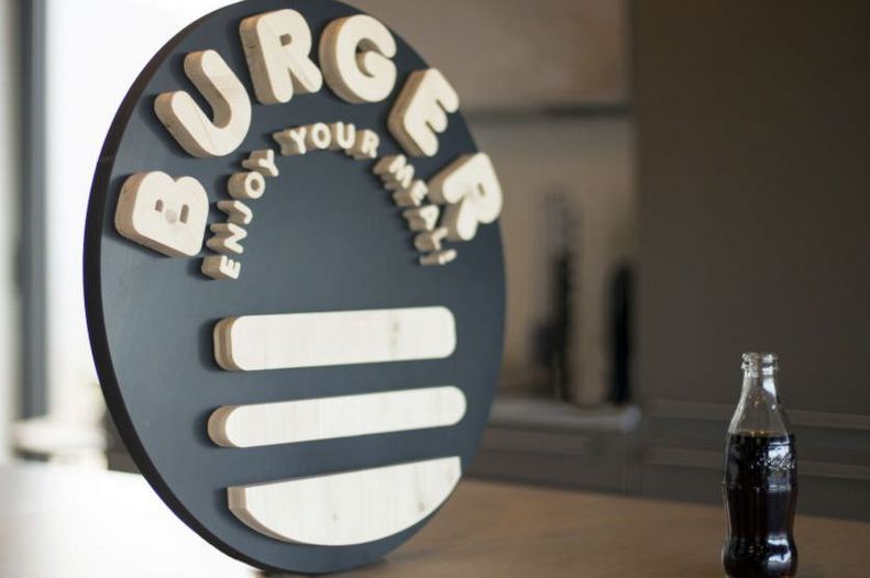 logo decoupe pour magasin burger nimes